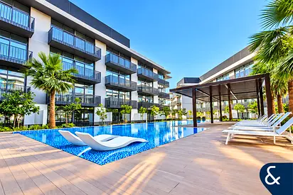 Pool Facing | Ellington | Luxury Finish.