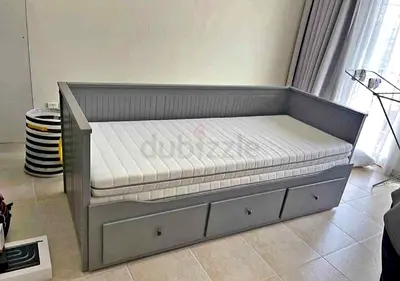 IKEA Hamnes day bed with 2 mattress and 3store drawers underneath is available excellent condition