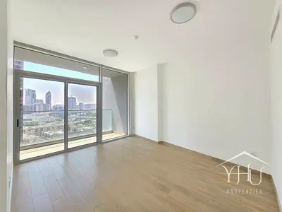 Mid Floor | Park View | Multiple Cheque