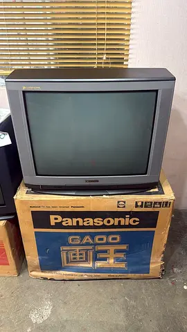 Panasonic GAOO 25" CRT TV (TC-25GF85R) - Made in Japan- Unused old stock