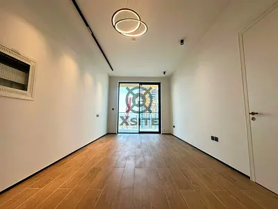 Classy 1 BR | Well Maintained | Move in Ready