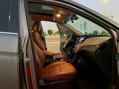 2018 Hyundai SANTA FE 照片 9