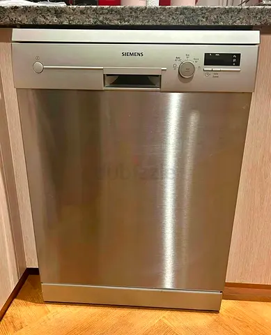 Siemens 2 Rack side Timer Dishwasher For sale Same like New Condition