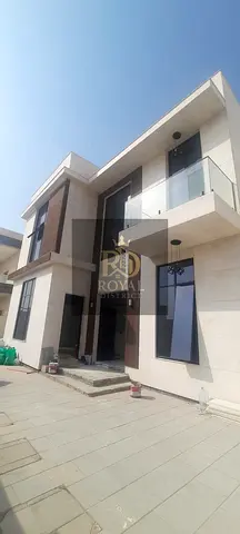 Elegant 5BR master villa with majlis, 2 living rooms, maid’s room, large internal & external kitchens, laundry room, high-end finishes, freehold|HOSHI