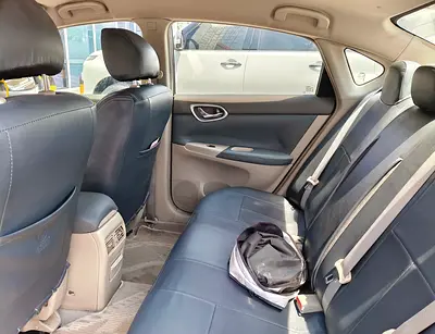 2013 Nissan SENTRA 照片 9