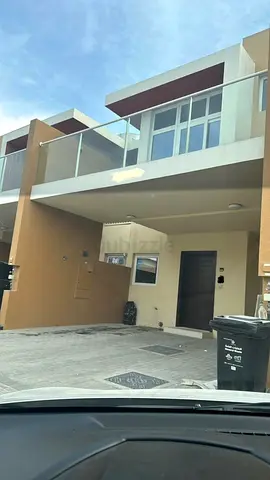 Luxury Room for Rent – Fully Furnished, Bills Included and parking