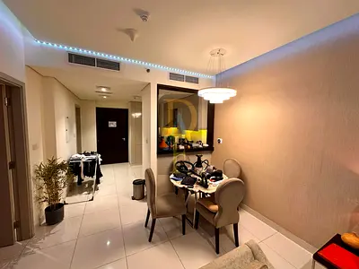 VACANT FURNISHED 1B/R WITH COURTYARD WITH RESERVED PARKING SPACE