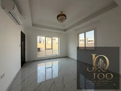 أول ساكن | 5 غرف | مجلس | صالتين | غرفة خادمة | موقع مميز في العامرة