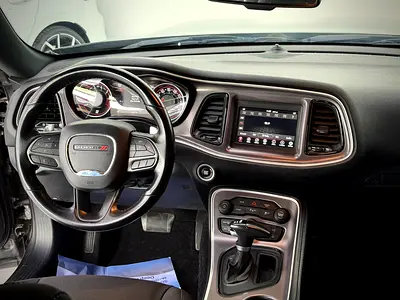 صورة 5 لـ 2022 Dodge CHALLENGER