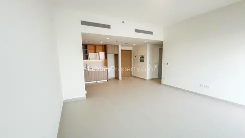 Unfurnished | Modern | Community View
