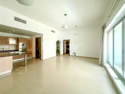 Sea View | 2 Balconies | Low Floor