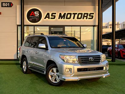 Toyota Land Cruiser GXR 60th Anniversary 2015 | GCC Specs | Well Maintained