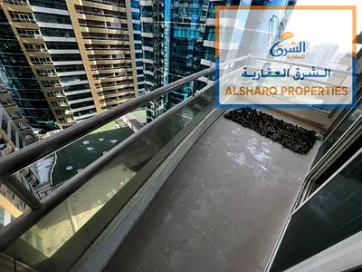 أكبر مساحة غرفتين وصالة بإطلالة على الخور والمدينة! بلكونة، جيم، حديقة، وباركن مجاني. بـ46 ألف على 4 دفعات. الحق العرض الآن!