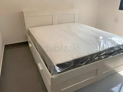 ikea brimness queen bed with Ikea mattress 160*200