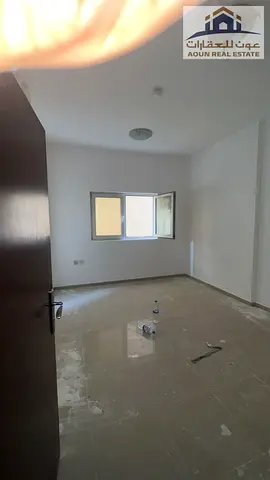 تفضل إعلان مرتب وقوي وجاهز للنشر: 🏠 **أحسن شقة للإيجار في النهضة – الشارقة** 🛏️ **غرفة وصالة** 🚿 **2 حمام** 🍳 **مطبخ عصري وواسع** 🎁 **شهر مجاني