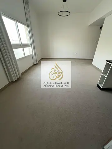 بناية جديدة,اول ساكن,مساحة واسعة,موقع مميز,سهل الوصول