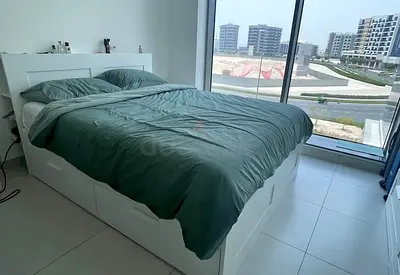 Ikea brimness queen bedframe with Ikea mattress (160*200)