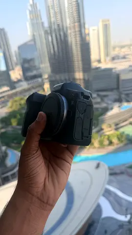 Canon EOS R body only (no lens) — used, good condition
