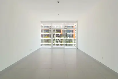 Ready To Move | Metro | Maid's Room | Pool View
