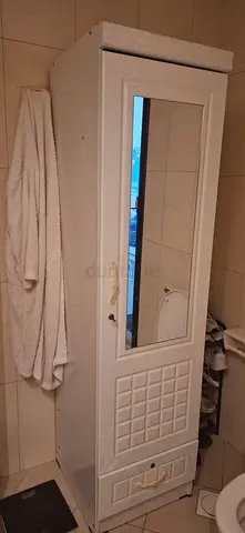 White freestanding wardrobe with full-length mirror — good condition