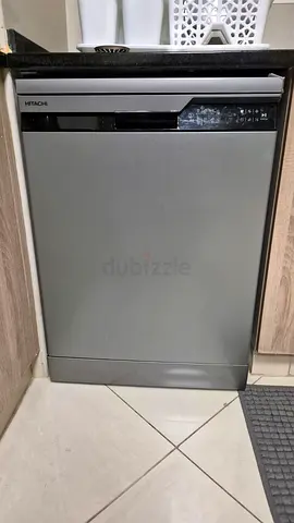 Hitachi Built-in Dishwasher - Good Working Condition