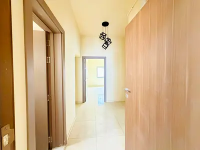 Fully renovated brand new 3bhk flat just 40k best offer hurry up