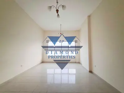 Hot luxury apartment Fully sun 🌞 ☀️ 2bhk cantral AC with balkany family building good location 37k