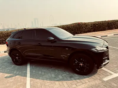صورة 9 لـ 2019 Jaguar F-PACE
