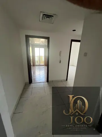 فرصة سكنية مميزة | مساحات واسعة | بلكونتان | تكييف مركزي | موقع استراتيجي وسهولة الوصول إلى دبي والشارقة