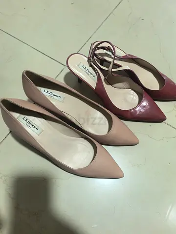Ladies shoes