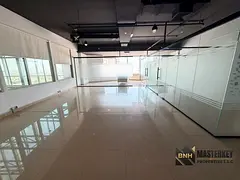 FULLY FITTED OFFICE | GLASS PARTITIONED | READY TO MOVE
