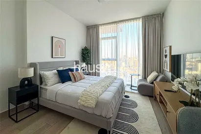 Furnished | Vacant EOM | High Floor