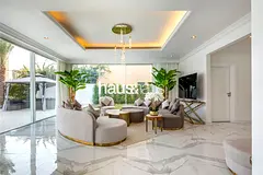 Renovated | Atrium Entry Layout | Furnished