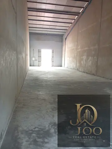 Commercial Warehouse 1,500 Sq. Ft. in a Well-Maintained Warehouse Complex | 1 Month Free