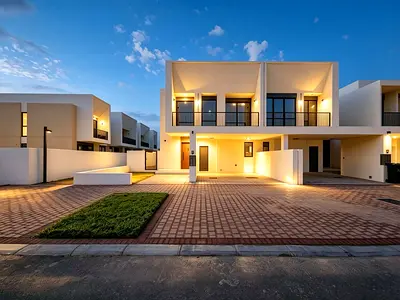 Maha Resident | 4 bed | Area Specialist