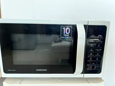 Samsung countertop microwave oven - used, good condition very less used