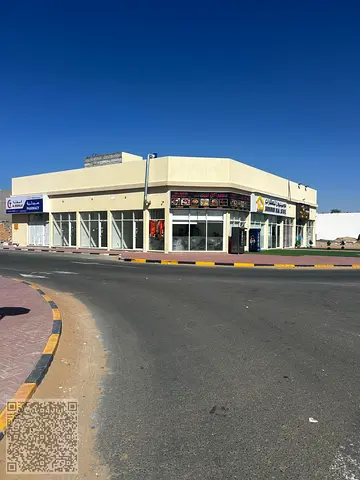 محل للإيجار بعجمان بـ38,000 درهم فقط | 430 قدم² | حمام + مطبخ تحضيري + تكييف مركزي | مواقف أمام المحل | موقع استراتيجي قرب مركز القبائل والسفير ماركت