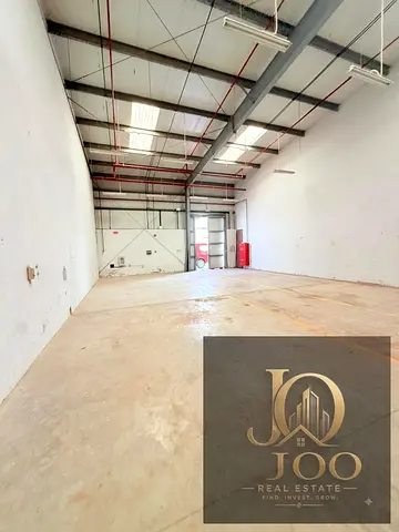 Warehouse for Rent in Umm Al Quwain | W17 | 2,300 Sq. Ft. | 15 kW Electricity