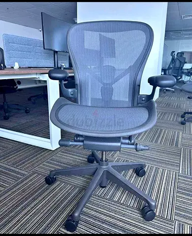 Harman Miller Aeron Office Chair - Size B, Good Condition