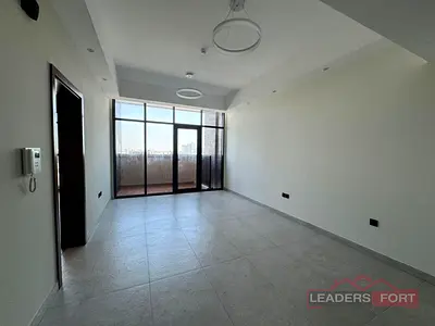 Elegant 1BR | Community View | Semi-Furnished