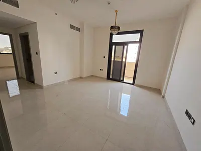 Brand New Luxury Huje Spacious Apartment With Balcony Open View