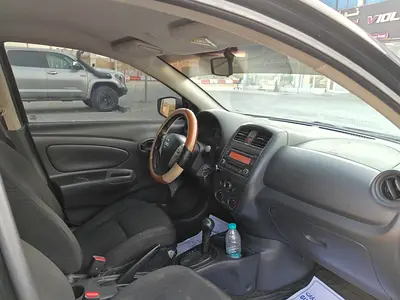 2016 Nissan VERSA 照片 7