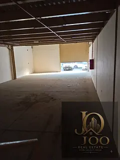 Warehouse complex for rent – ​​various sizes | Mezzanine | 20 kW electricity | Al-Jurf Industr