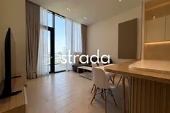 Private Pool l Fully furnished l Vacant