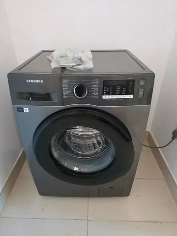 Samsung Washing machine 8kg latest model excellent condition same like new