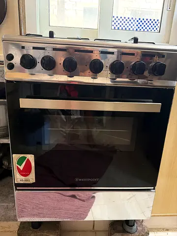 Freestanding Gas Cooker with Oven - Stainless Steel