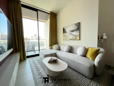 Modern 1BR | Well Furnished | Premium Quality