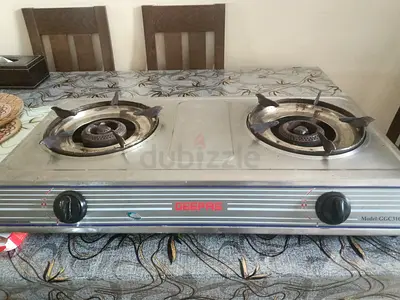Geepas 2-Burner Stainless Steel Gas Stove - Used