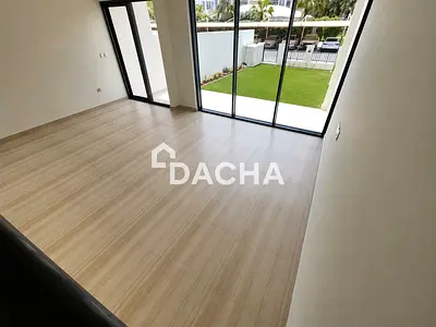 Close to Park | Modern | Unfurnished