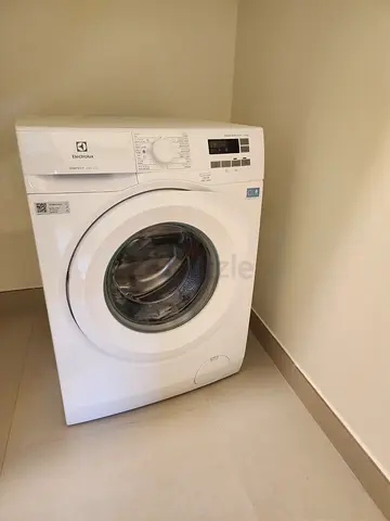 Brand new Electrolux front load washing machine 7kg